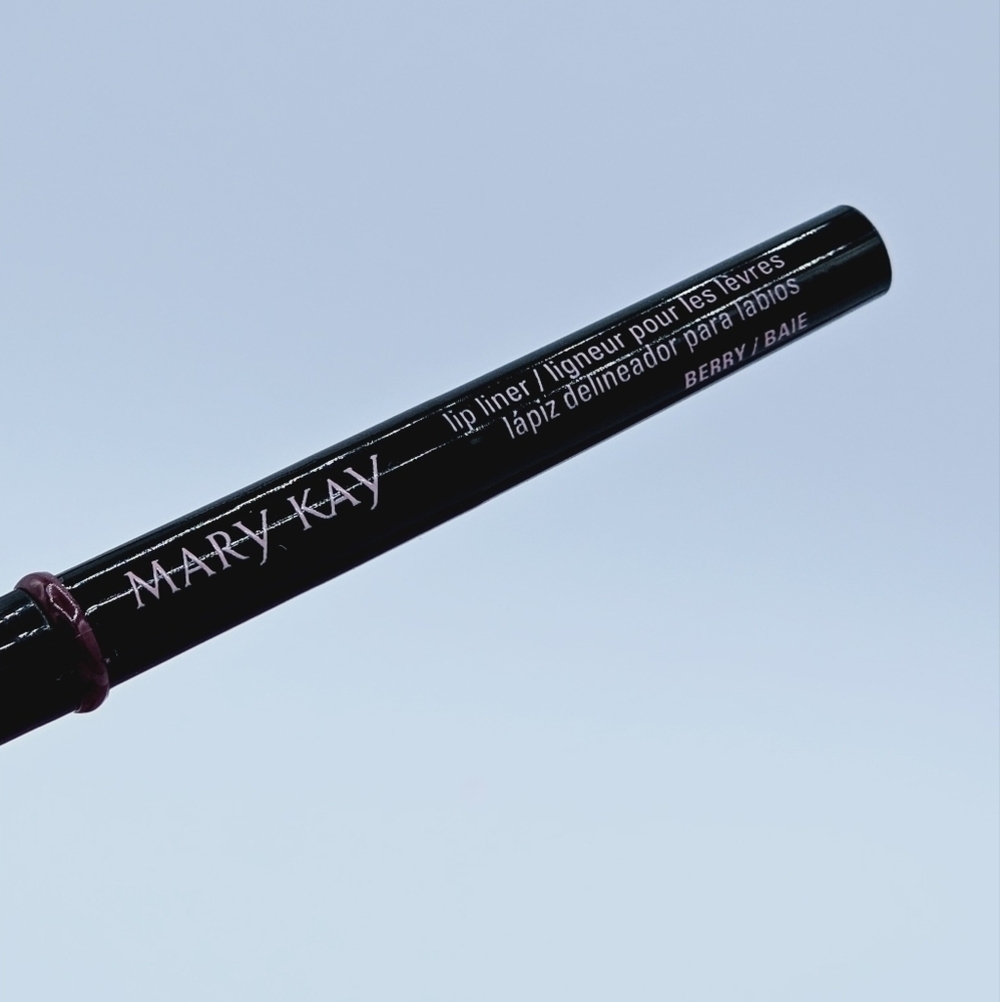 Mary Kay Berry Lip Liner - Picture 4 of 4